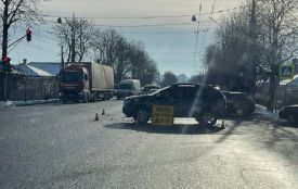 Виїхав на зустрічну: у Великих Гаях зіткнулися Mercedes і Volkswagen