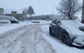 Сніговий колапс у Тернополі: місто знову засипає снігом — яка ситуація на дорогах