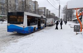 У снігопад весь транспорт у Тернополі виїхав на маршрути, а в області лише 60%