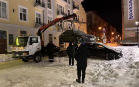 За ніч у Тернополі евакуювали 17 автомобілів та вивезли близько 1800 м³ снігу