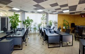 Тепло, є інтернет та безперебійне живлення: де у Тернополі можна зарядити гаджети та попрацювати