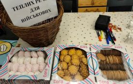 У Тернополі збирають теплі речі і смаколики для захисників