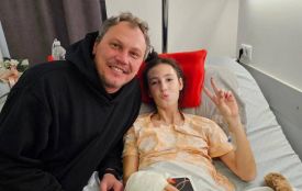 Пережила десять операцій: як почувається 16-річна Єва, яка постраждала від ракетного удару в Тернополі
