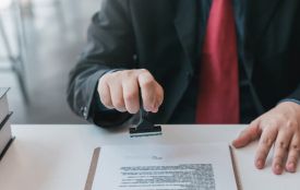 Держреєстратор відповідатиме за переєстрування 697 земельних ділянок