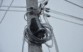 На Тернопільщині через негоду без електропостачання залишаються 65 населених пунктів