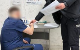 Завідувача відділення однієї з районних лікарень підозрюють у фальсифікації даних про медичні послуги