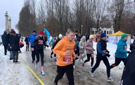 «Закохані у біг»: тернополяни долали дистанції і гроші на дрони для ЗСУ збирали