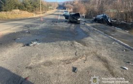 На Кременеччині зіткнулися три автівки