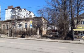 Між приватними будинками на Бродівській хочуть звести дев’ятиповерхівку: мешканці обурені