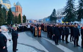 Сотні вірян взяли участь у Хресній дорозі в Бережанах