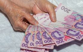 Пенсіонерам і вразливим категоріям автоматично нарахують по 1500 гривень у квітні