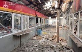 Жорстокий удар по ринку в Нікополі: є загиблі та понад 20 поранених