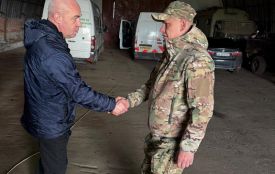 Сергій Надал на фронті напередодні Великодня вручив відзнаки воїнам 105 бригади ТрО (пресслужба Тернопільської міської ради)