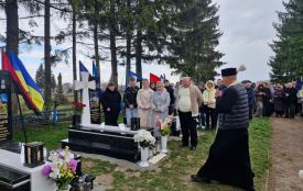 У Великих Бірках освятили пам’ятники загиблим Героям