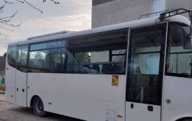 На Тернопільщині вандали розбили вікно шкільного автобуса