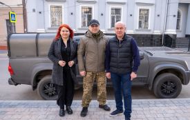 Повнопривідний пікап Isuzu для бійців 101-ї ОБрТрО: Сергій Надал (пресслужа Тернопільської міської ради)