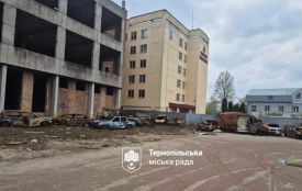 З Текстильної просять забрати авто, пошкоджені під час атаки 19 листопада