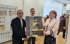 Майстерність, що конвертується у Starlink: у перший день виставки з молотка пішли дві картини