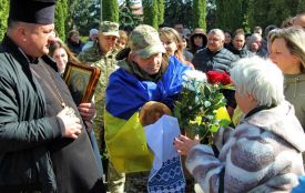У Шумську зустріли звільненого з полону Захисника Івана Дробоцького