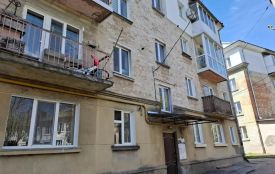 Поліція вивчає можливу бездіяльність дорослих після конфлікту між школярками у Тернополі