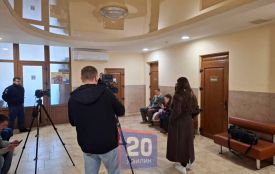 Суд обирає запобіжний захід 15-річній школярці, яку підозрюють у нападі на однокласницю (ОНОВЛЮЄТЬСЯ)