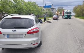 У Почаєві 10-річний хлопчик на велосипеді потрапив під колеса авто