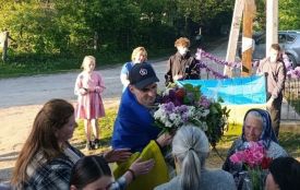 На Шумщині зустріли звільненого з полону Василя Ніколюка