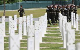 На Національному військовому меморіальному кладовищі поховали 16 невідомих захисників України