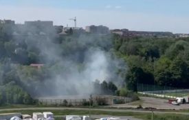 Суха трава горить у парку «Сопільче»