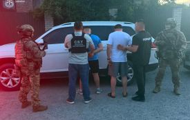 Фіктивна інвалідність за 17 тис доларів: затримали лікаря-інтерна та двох спільників