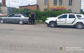 На Тернопільщині затримали водія BMW, який попри судову заборону, сів за кермо