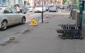 Понад 500 тисяч на паркани: у Тернополі встановлюють нові пішохідні огородження