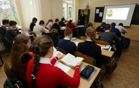 Екстернат, 12 років навчання і чи всіх візьмуть до обраних ліцеїв: що з'ясували «20 хвилин»