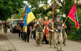 У Чопі попрощались з полеглим Героєм-прикордонником Тарасом Солтисом, який народився в Тернополі