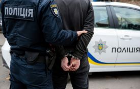 Вдерся до крамниці та вдарив патрульного: як суд покарав тернополянина
