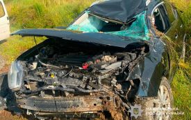 У Чистилові Nissan з'їхав у кювет: водія госпіталізували