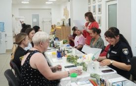 Малювали картини й говорили про втрату: на Тернопільщині підтримали родини загиблих і безвісти зниклих