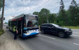 На 15 Квітня ДТП: травмовану дитину, яка їхала в тролейбусі, забрали в лікарню