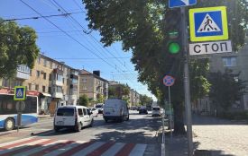 Звернення стосовно нової розмітки і знаків  дорожнього руху біля шостої школи м.Тернопіль.