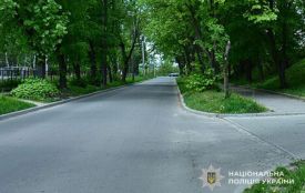 Кинув металеву пляшку в голову 11-річній дівчинці: у Тернополі затримали п'яного чоловіка