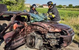 Аварія у Кременці: рятувальники деблокували потерпілого з понівеченого авто