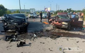У Кременці зіткнулися дві автівки — постраждали і водії, і пасажири