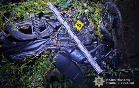 Двоє дітей на мотоциклі збили пішохода в селі на Чортківщині: усі троє — в лікарнях
