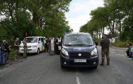 Хор виконав останню волю Героя: Лановецька громада попрощалася з воїном Володимиром Паламарчуком