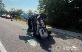 Автотроща у Колодному: у лікарні помер кермувальник Peugeot, якого рятувальники деблокували з авто