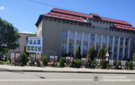 Трьох школярок покарали за танці під російську музику біля Алеї Героїв у Монастириськах