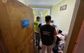 За отримання 2300 доларів хабаря судитимуть начальницю відділу ЦНАП та місцеву депутатку на Тернопільщині