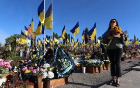 У День пам'яті на Пантеоні Героїв Микулинецького кладовища молились за полеглих захисників