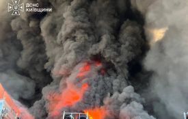 Від ранку ворог обстрілює Київщину: масштабні пожежі, атака на підприємства та жертви