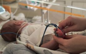 1700 грамів і важка асфіксія: львівські лікарі врятували передчасно народжену дівчинку з Тернополя